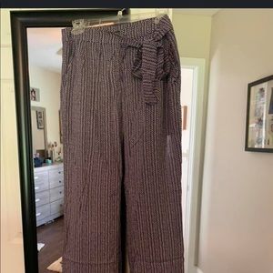 Navy & white flowy dressy pants